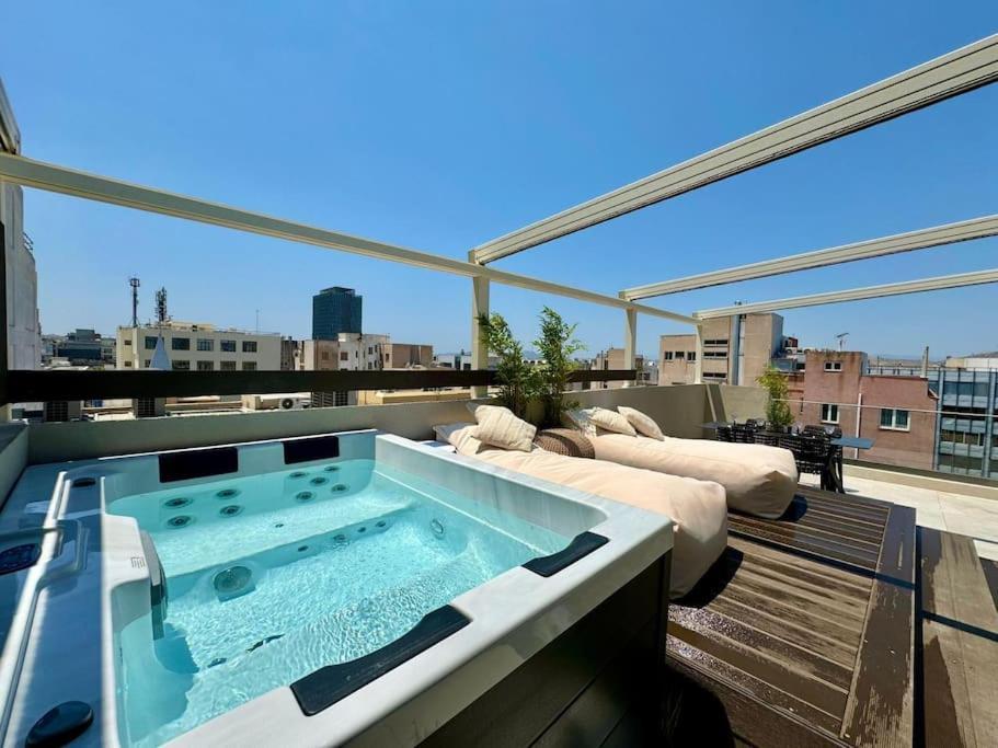 Bluemotion - Cityview El Pireo Exterior foto