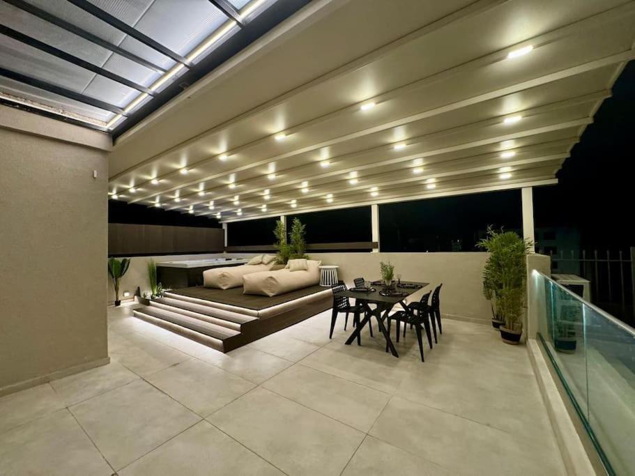 Bluemotion - Cityview El Pireo Exterior foto